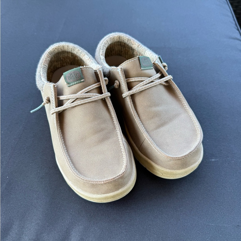 Hey Dude Tan Kid’s Loafers
Size J2
